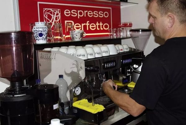 BARISTA COFFEE & SCHOOL Professional 2 napos Tanfolyam - Image 6